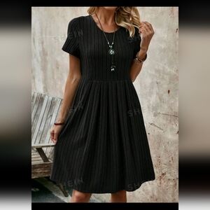 EMERY ROSE Women's Round-Neck Short-Sleeve Black Mid-Length Dress - Summer, Fall